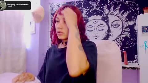 Snapshot of mel_dahlia chatting on August 1, 9:03 pm Melissa - - Please help me to reach 100 thumbs up online show from August 1, 9:03 pm