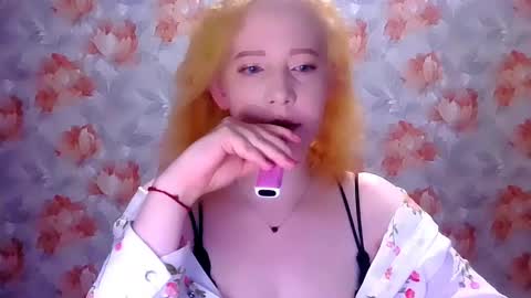 Mel Mellie online show from April 27, 12:08 am
