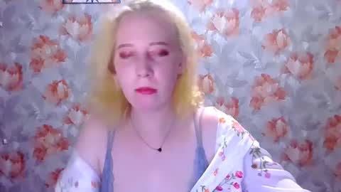 Mel Mellie online show from June 23, 8:51 pm
