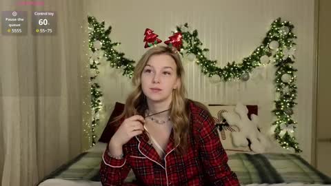 Snapshot of mel_nelson chatting on December 30, 3:14 am Mel online show from December 30, 3:14 am