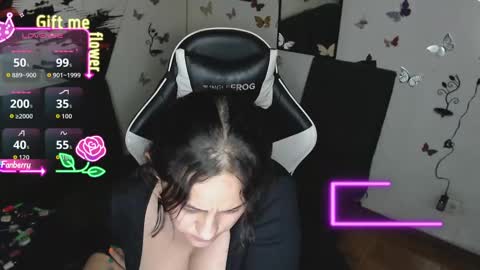 mel raise online show from September 30, 11:21 pm