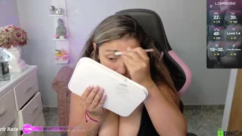 Snapshot of melaany_ chatting on May 28, 12:52 am Melaany online show from May 28, 12:52 am