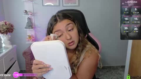 Snapshot of melaany_ chatting on May 29, 12:52 am Melaany online show from May 29, 12:52 am