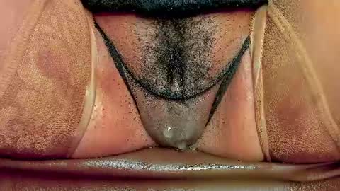 Snapshot of melania_browis chatting on July 18, 5:06 pm Melania online show from July 18, 5:06 pm