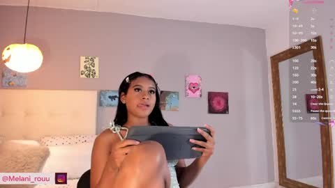 Snapshot of melania_rousse chatting on June 2, 2:13 am melania_rousse online show from June 2, 2:13 am