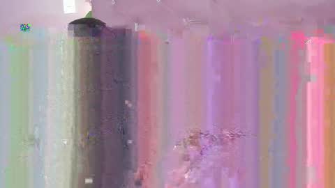 Snapshot of melanie__evans chatting on May 6, 11:04 am melanie__evans online show from May 6, 11:04 am