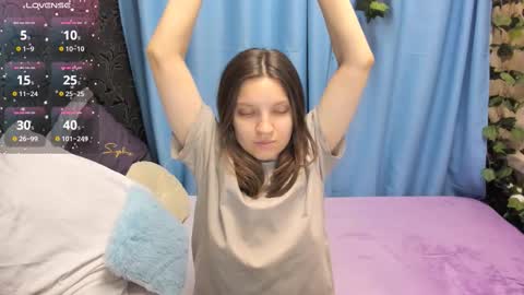 Melanie online show from November 1, 9:33 am