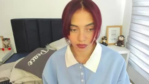 Melanie roux  online show from July 17, 4:01 pm