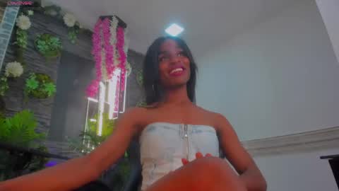 MELANIE online show from April 25, 9:12 pm