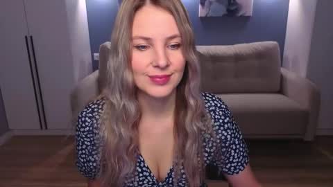 Snapshot of melaniebennett chatting on March 10, 6:18 am Melanie Bennett online show from March 10, 6:18 am