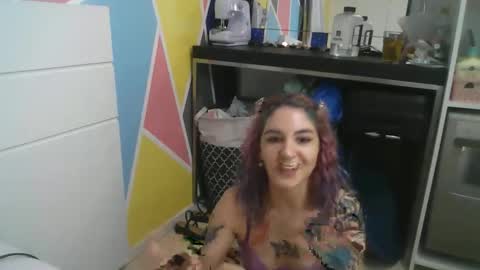 Snapshot of melaniefairy chatting on April 18, 4:27 am Melanie online show from April 18, 4:27 am