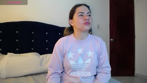 Melanie Parker online show from December 20, 3:08 pm