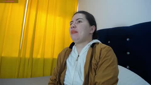 Snapshot of melanieparker20 chatting on June 2, 12:18 pm Melanie Parker online show from June 2, 12:18 pm