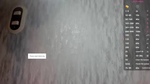 Snapshot of melanierioss_ chatting on May 23, 1:26 pm online show from May 23, 1:26 pm