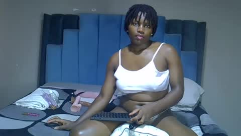 Moon online show from June 19, 11:25 am
