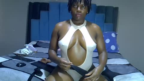 Moon online show from June 28, 12:33 pm