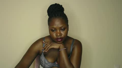melaningoddess30 online show from January 21, 8:30 am