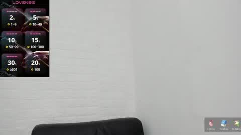 melannie roses online show from June 23, 2:48 pm