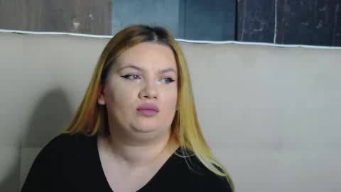 melanniebrown online show from December 2, 7:25 am