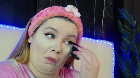 melanniebrown online show from March 11, 5:35 am