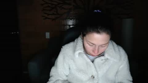 Snapshot of melanny_69 chatting on June 24, 1:48 am Melanny online show from June 24, 1:48 am