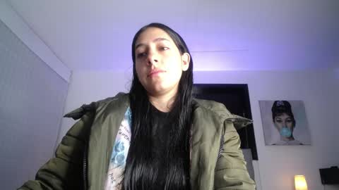 melanny_petite online show from April 29, 11:36 am