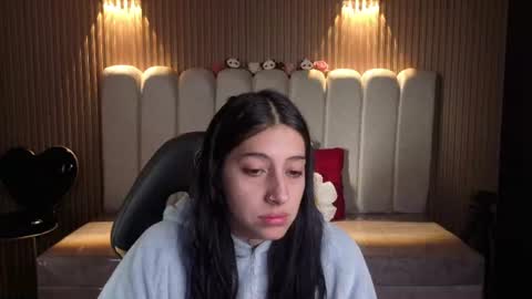 melanny_petite online show from July 19, 12:20 pm
