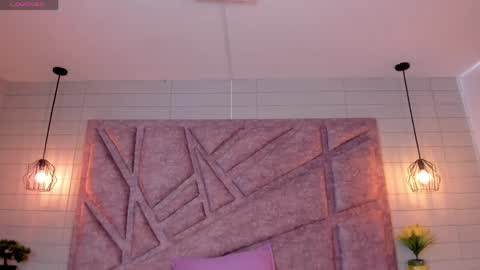 Snapshot of melany_heaven chatting on May 30, 9:34 pm melany_heaven online show from May 30, 9:34 pm