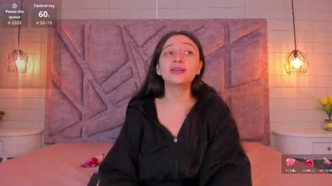 Snapshot of melany_heaven chatting on July 19, 4:38 am melany_heaven online show from July 19, 4:38 am