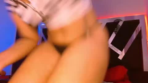 melany tylor online show from November 28, 5:54 am