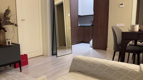 Snapshot of melanybunny chatting on December 24, 3:05 pm Adel online show from December 24, 3:05 pm