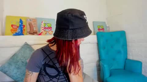 Snapshot of melanyharris chatting on December 16, 3:11 pm MELANYHARRIS online show from December 16, 3:11 pm