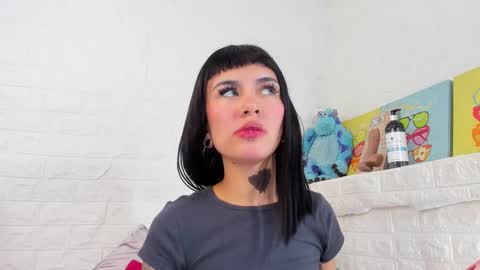 Snapshot of melanyharris chatting on February 24, 1:31 pm MELANYHARRIS online show from February 24, 1:31 pm