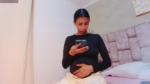 Melany online show from May 4, 1:07 pm