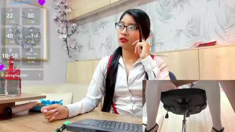 Snapshot of melanywayne_ chatting on May 8, 6:13 pm Melany online show from May 8, 6:13 pm