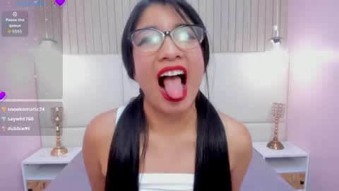 Snapshot of melanywayne_ chatting on May 29, 6:39 pm Melany online show from May 29, 6:39 pm