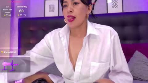 MeleekXXX online show from October 23, 8:40 pm