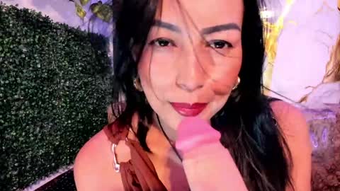 Snapshot of meleekxxx chatting on May 6, 8:58 pm MeleekXXX online show from May 6, 8:58 pm