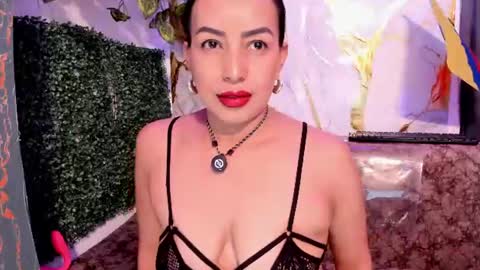 Snapshot of meleekxxx chatting on June 26, 8:24 pm MeleekXXX online show from June 26, 8:24 pm