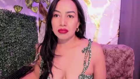 Snapshot of meleekxxx chatting on July 27, 8:38 pm MeleekXXX online show from July 27, 8:38 pm