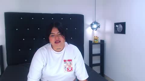 Snapshot of meli_blad chatting on January 15, 1:34 am meli_blad online show from January 15, 1:34 am