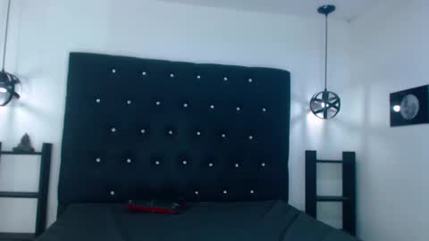 Snapshot of meli_blad chatting on February 21, 12:16 am meli_blad online show from February 21, 12:16 am