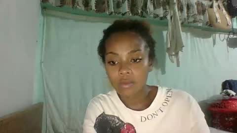 meliana98 online show from December 15, 6:12 pm