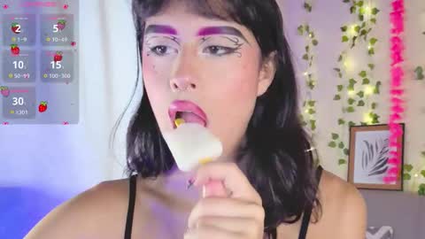 melifresita online show from December 2, 8:15 pm