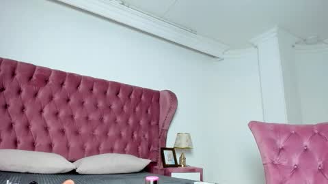 Meliissa online show from November 4, 1:32 pm