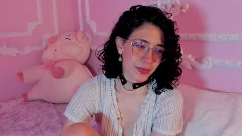 Snapshot of meliissasweet chatting on June 3, 2:33 pm Meli online show from June 3, 2:33 pm