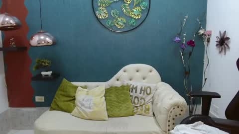 Snapshot of melika_sweet chatting on March 1, 8:53 pm eli online show from March 1, 8:53 pm