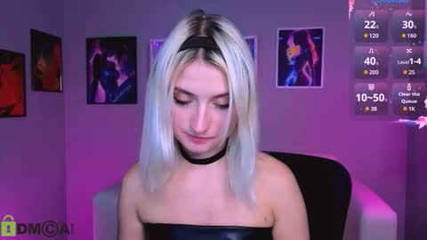 Snapshot of melisa_white1 chatting on October 12, 7:24 pm Melisa online show from October 12, 7:24 pm