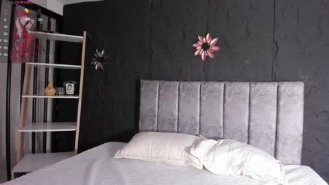 Melissa online show from March 8, 2:54 pm