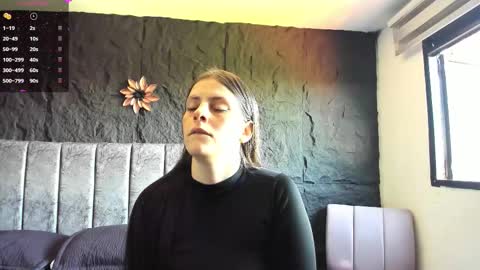 Melissa online show from March 15, 2:01 pm